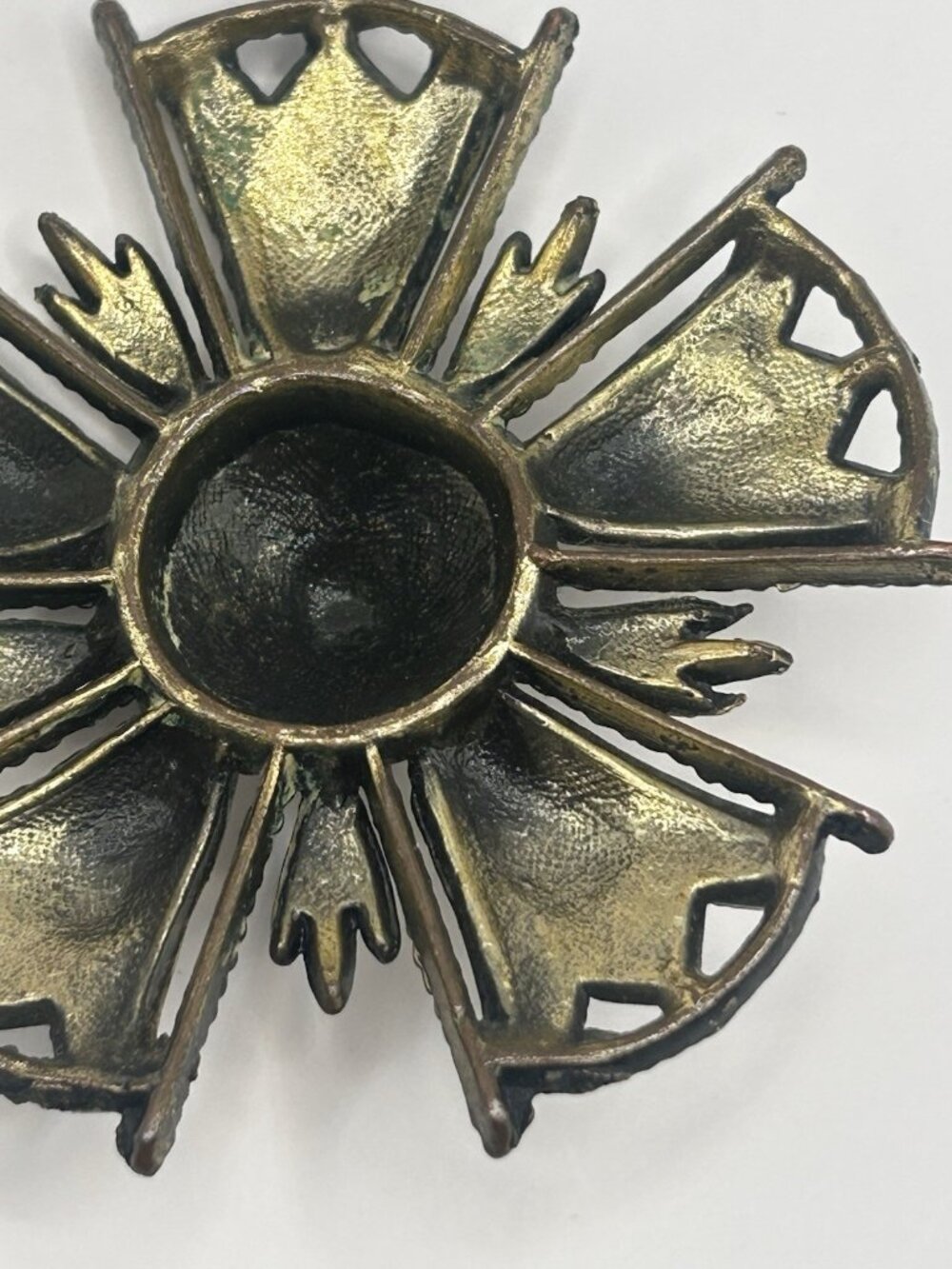 Vintage Heraldic Lion Maltese Cross Pendant 1960s 1970s Jewelry Religious Gift - Picture 9 of 11